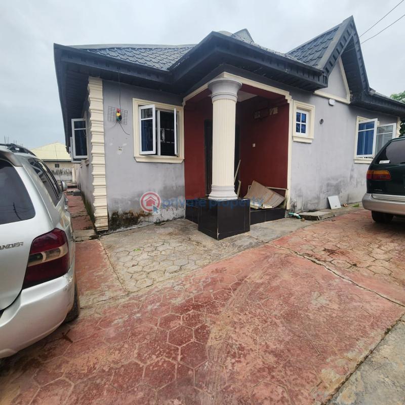 2 bedroom Block Of Flats For Sale Elebu Market Akala Express Way Ibadan Oyo - 6
