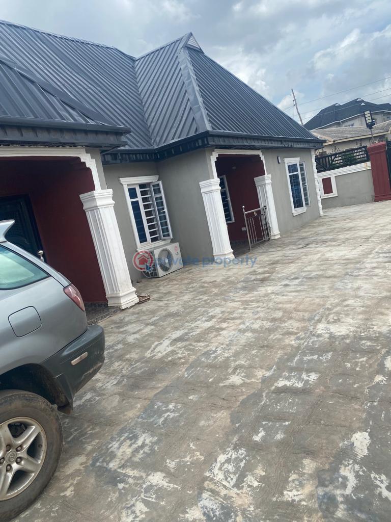 2 bedroom Block Of Flats For Sale Olomore Abeokuta Ogun - 0
