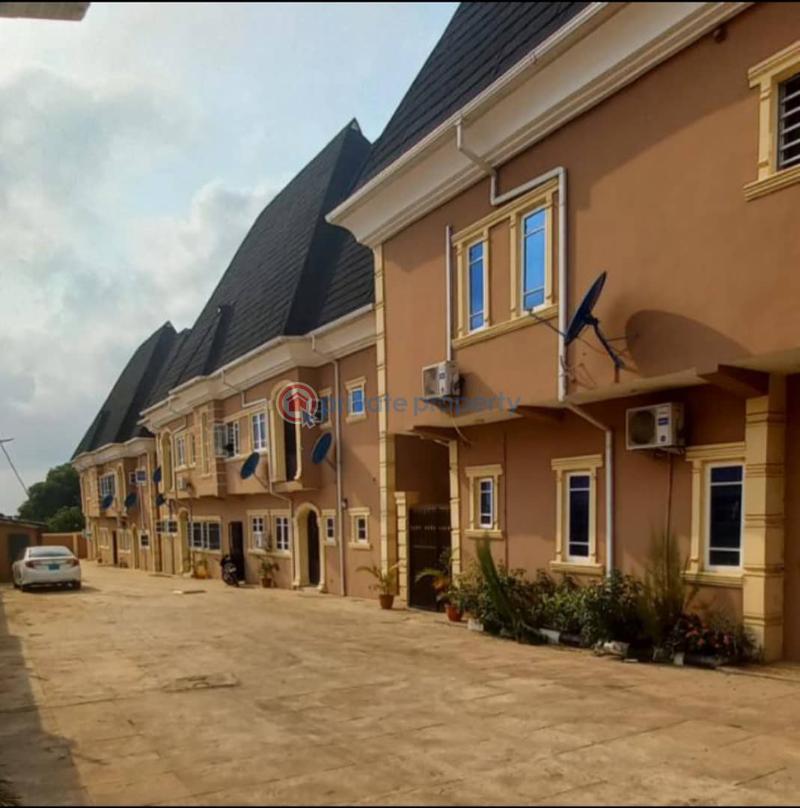 2 bedroom Block Of Flats For Rent Adegbayi, Alakia Old Ife Road Alakia Ibadan Oyo - 0