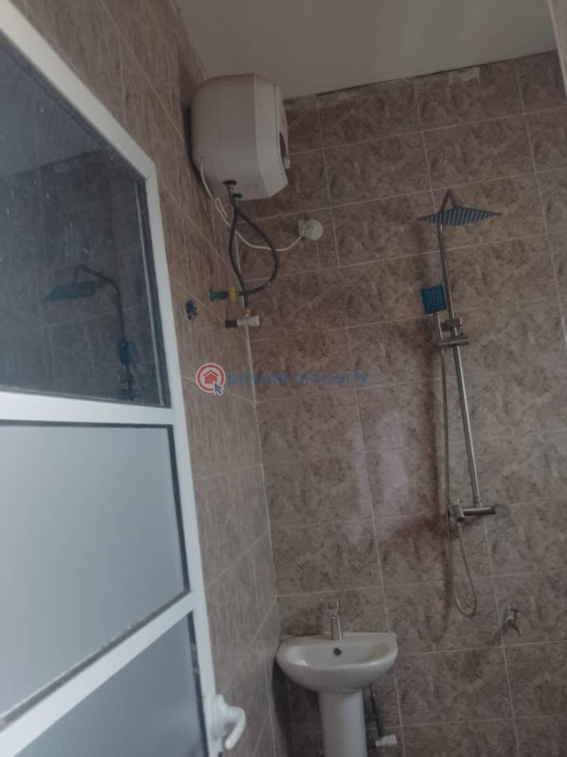 2 bedroom Block Of Flats For Rent Adegbayi, Alakia Old Ife Road Alakia Ibadan Oyo - 5