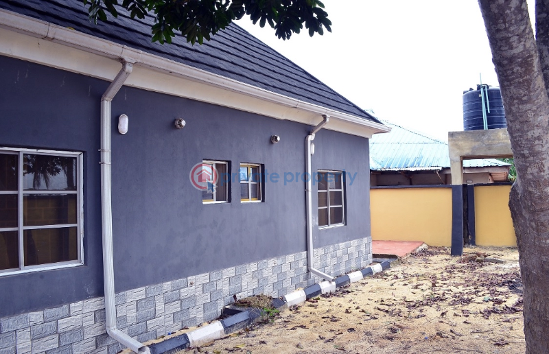 2 bedroom Semi detached Bungalow For Sale No 3 Jubril Close By Wassap Road, Odumola Epe Epe Lagos - 2