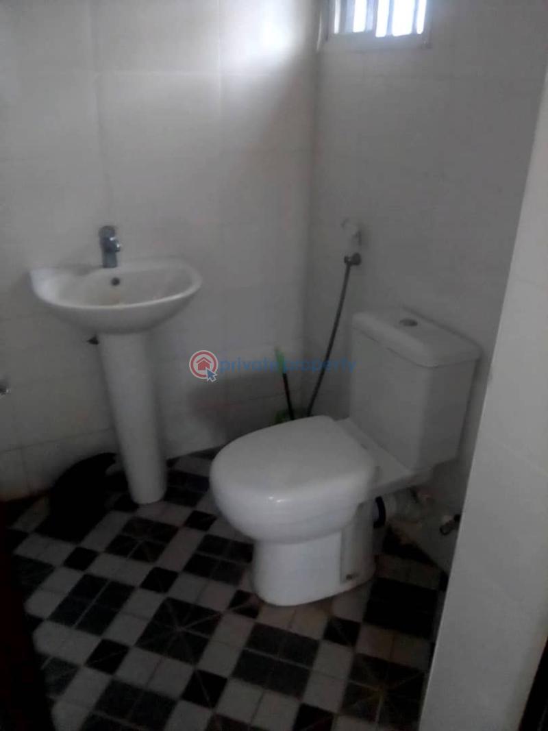 2 bedroom Block Of Flats For Rent Akogi Jankata, Just 5min Bike To Akala Express Akala Express Ibadan Oyo - 5