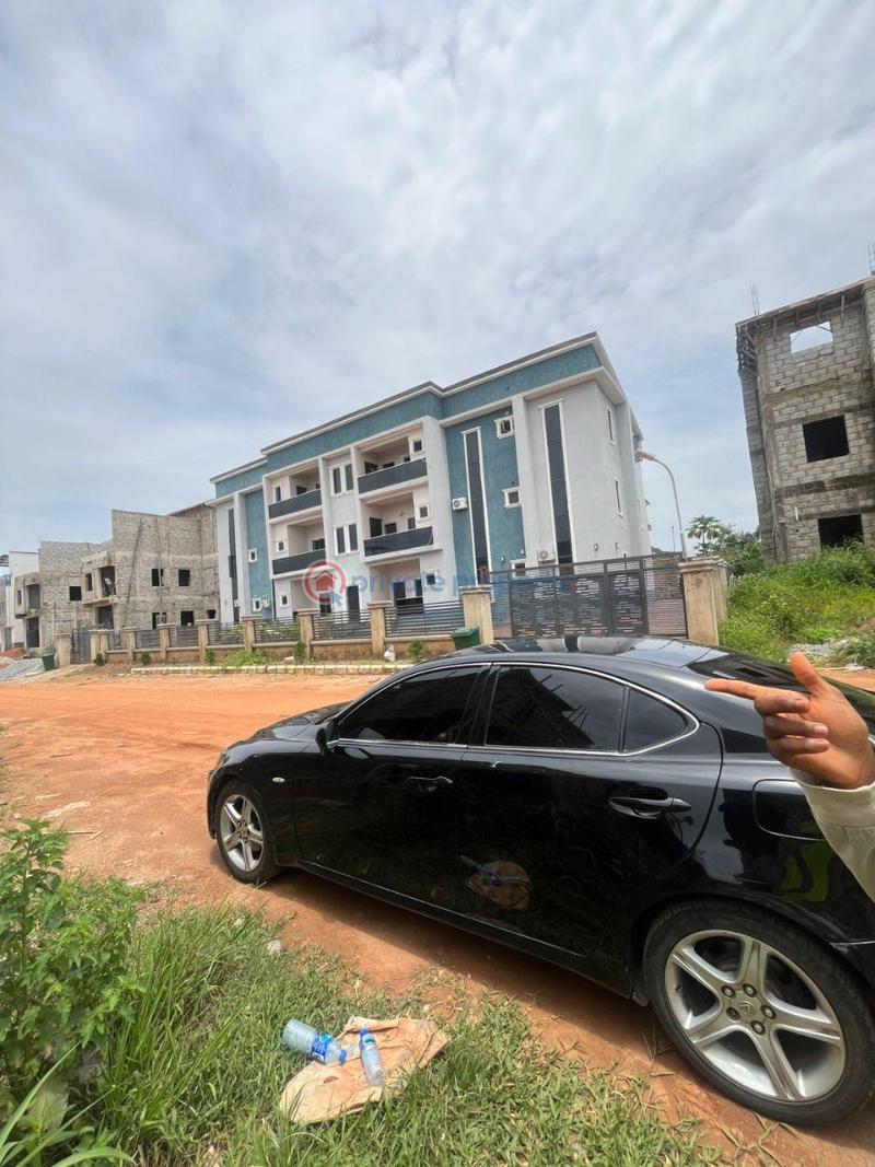 3 bedroom Block Of Flats For Sale Gaduwa Abuja Phase 2  - 4