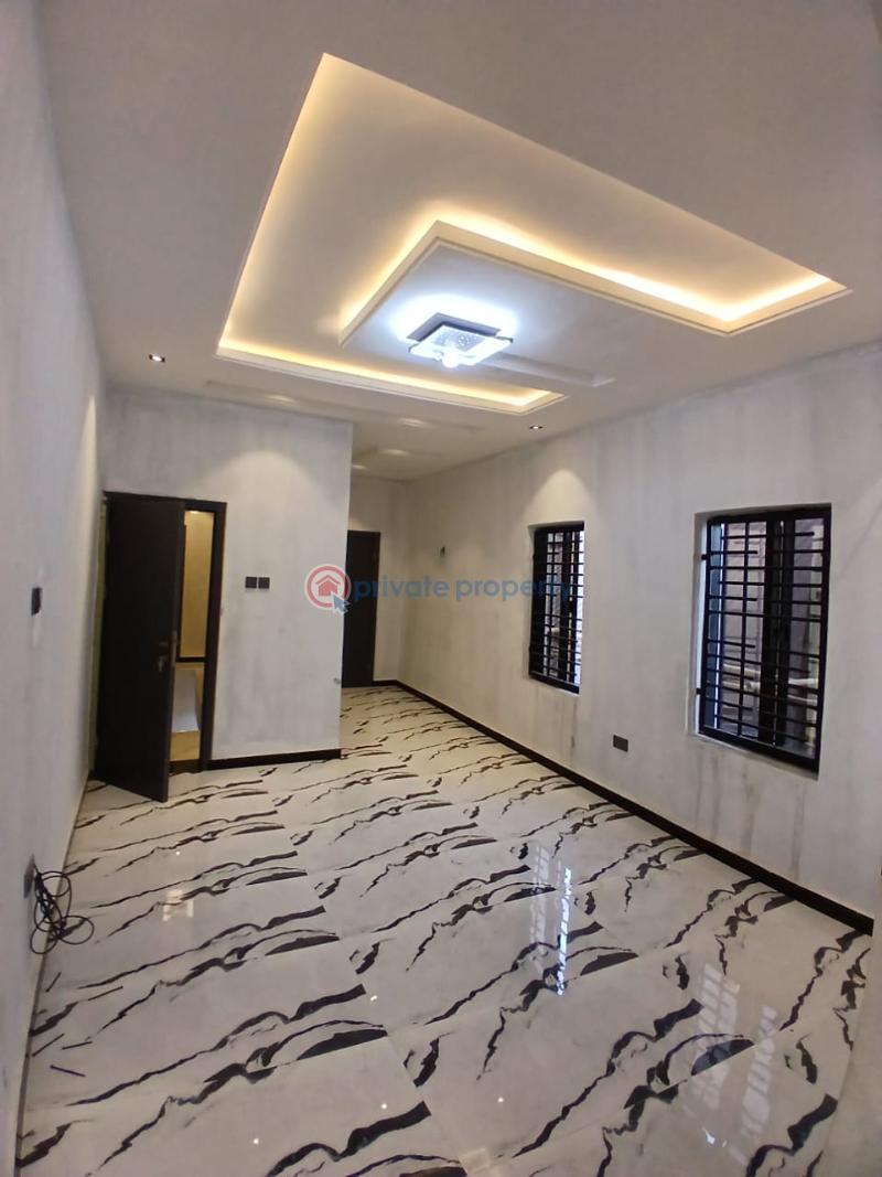 Duplex For Sale Adekunle Smith Off Aladelola Street Shangisha Kosofe/Ikosi Lagos - 3