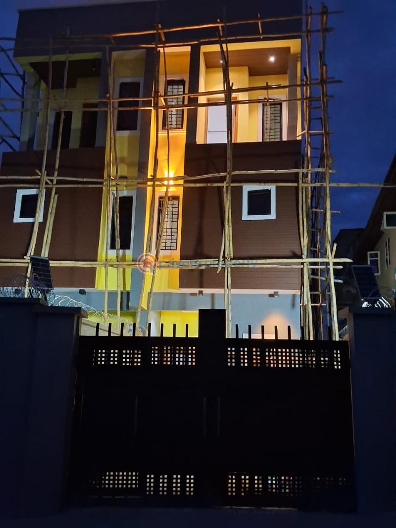 Duplex For Sale Adekunle Smith Off Aladelola Street Shangisha Kosofe/Ikosi Lagos - 0