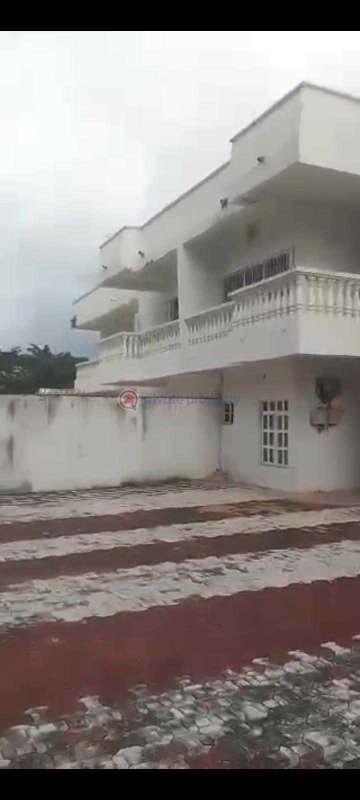 8 bedroom House For Sale Maitama Abuja Phase 1  - 3