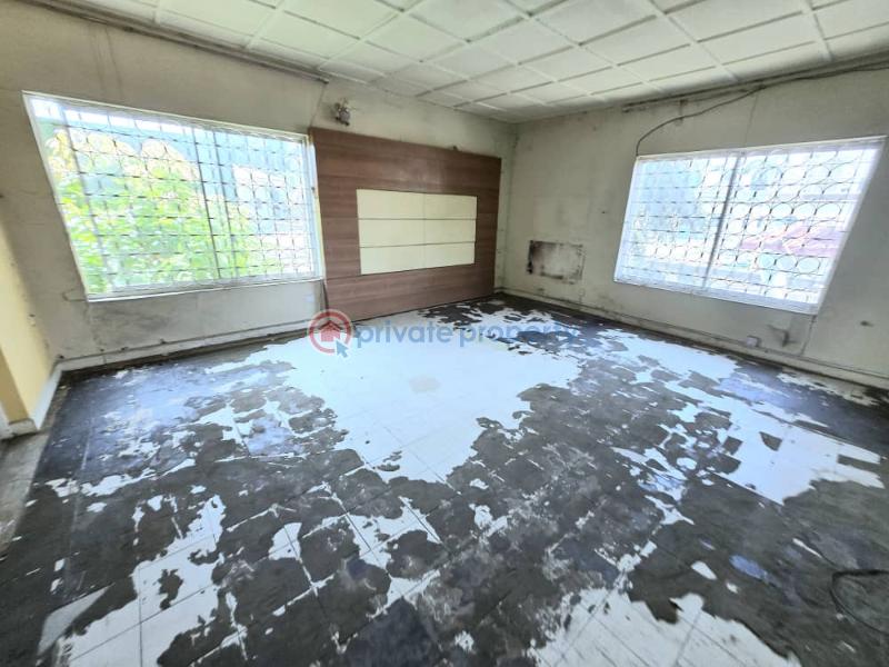 2 units of 4-bedroom  semi-detached house - 8 4 bedroom Office For Rent Victoria Island Lagos - 8