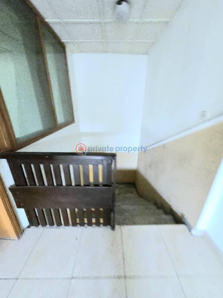 2 units of 4-bedroom  semi-detached house - 10 4 bedroom Office For Rent Victoria Island Lagos - 10