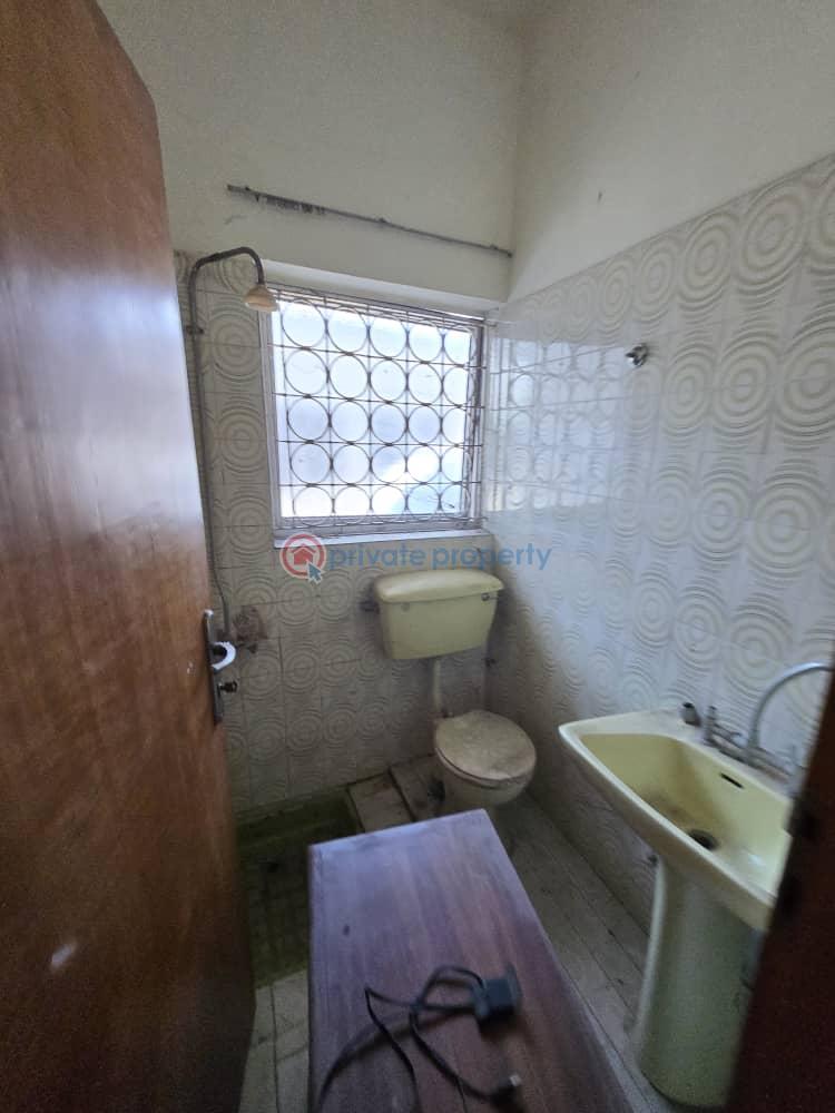 2 units of 4-bedroom  semi-detached house - 15 4 bedroom Office For Rent Victoria Island Lagos - 15