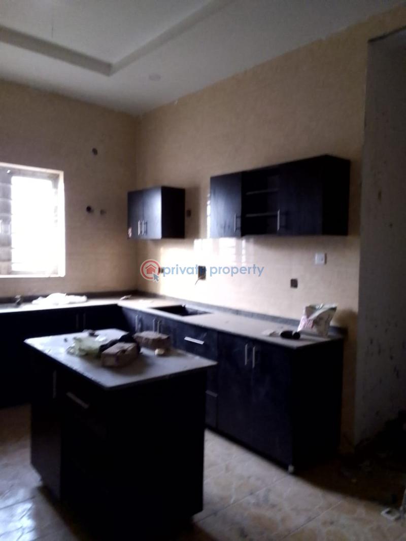 5 bedroom Detached Duplex For Sale Ajila, Elebu Akala Express Ibadan Oyo - 13