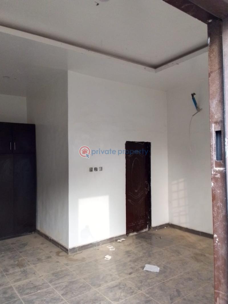 5 bedroom Detached Duplex For Sale Ajila, Elebu Akala Express Ibadan Oyo - 8