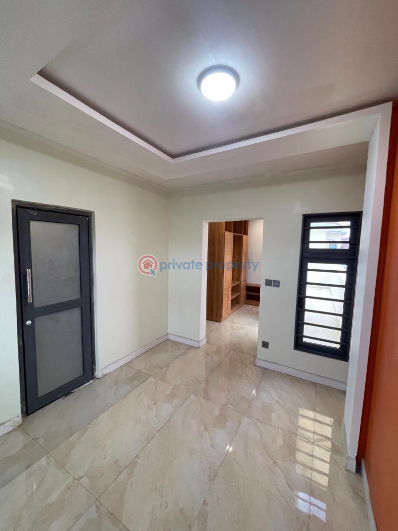 2 units of 5 bedroom fully detached duplex with bq - 14 5 bedroom Detached Duplex For Sale Maryland Lagos - 14