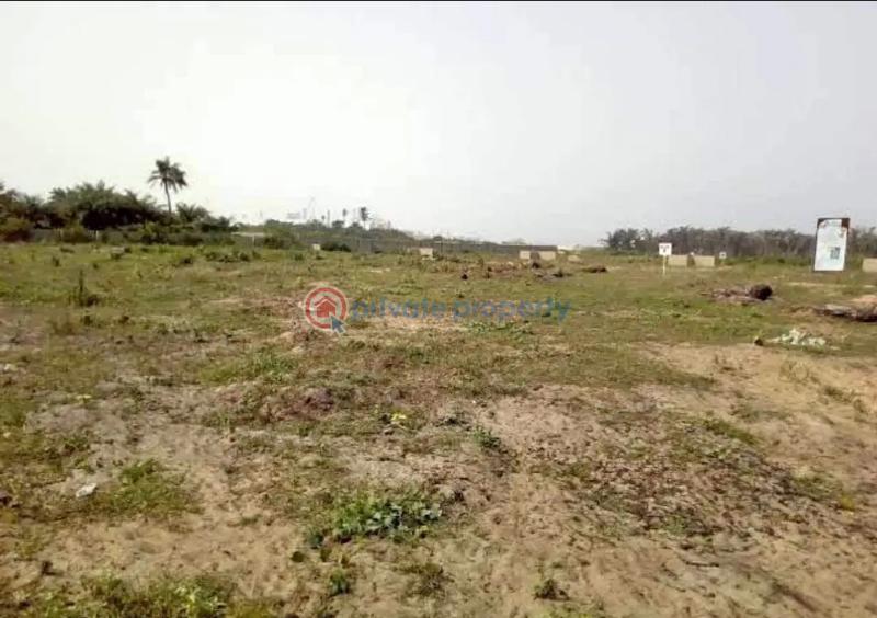 Residential Land For Sale Along Kubwa Express, Beside Water Lake Farm Estate Dei-Dei  Abuja Phase 4 