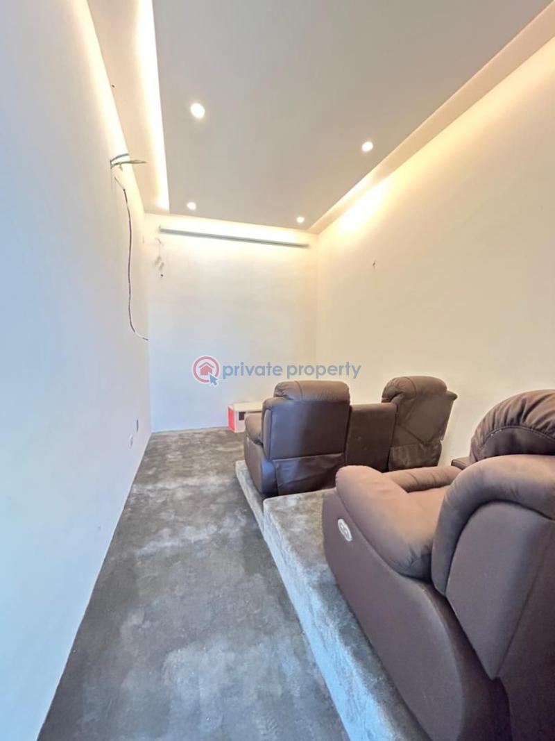 2 units of 5bedroom fully detached duplex with essence and magnificence - 12 5 bedroom Duplex For Sale Lekki Phase 1 Lagos - 12