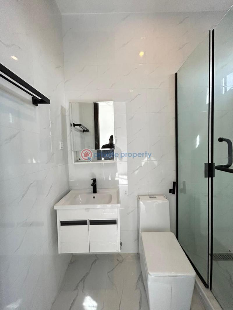 2 units of 5bedroom fully detached duplex with essence and magnificence - 8 5 bedroom Duplex For Sale Lekki Phase 1 Lagos - 8