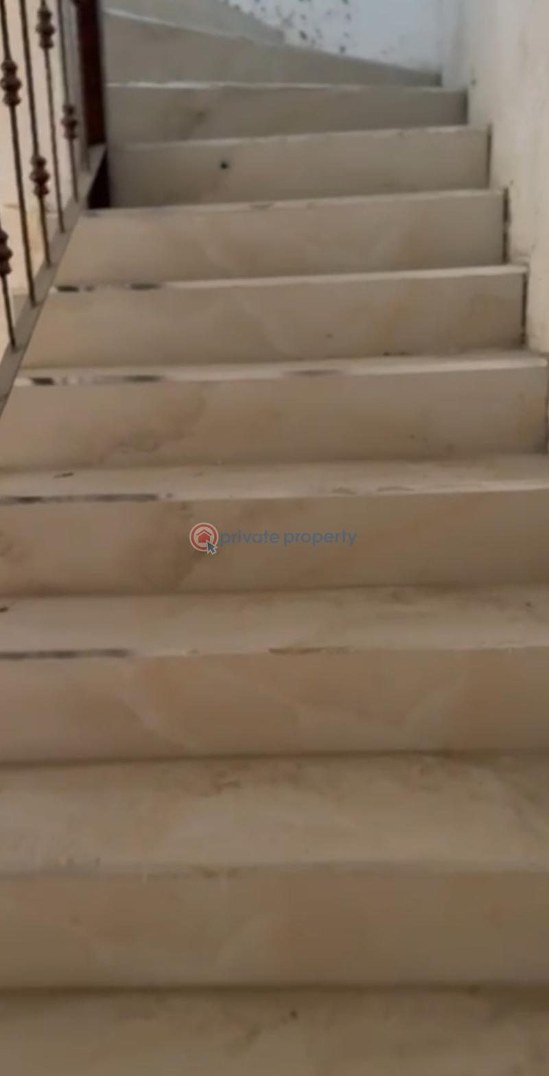 4 bedroom Terraced Duplex For Sale Estate Off Mobolaji Bank Anthony Way Maryland Lagos - 4