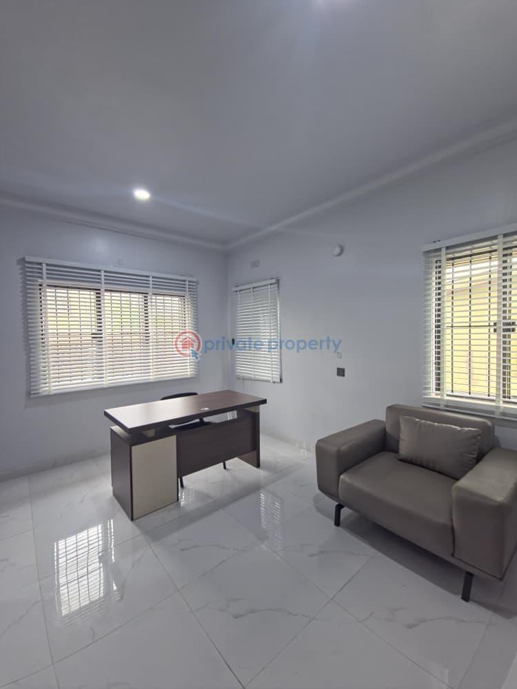 3 bedroom Office For Rent Oladosu Oladipo, New Bodija Bodija Ibadan Oyo - 14