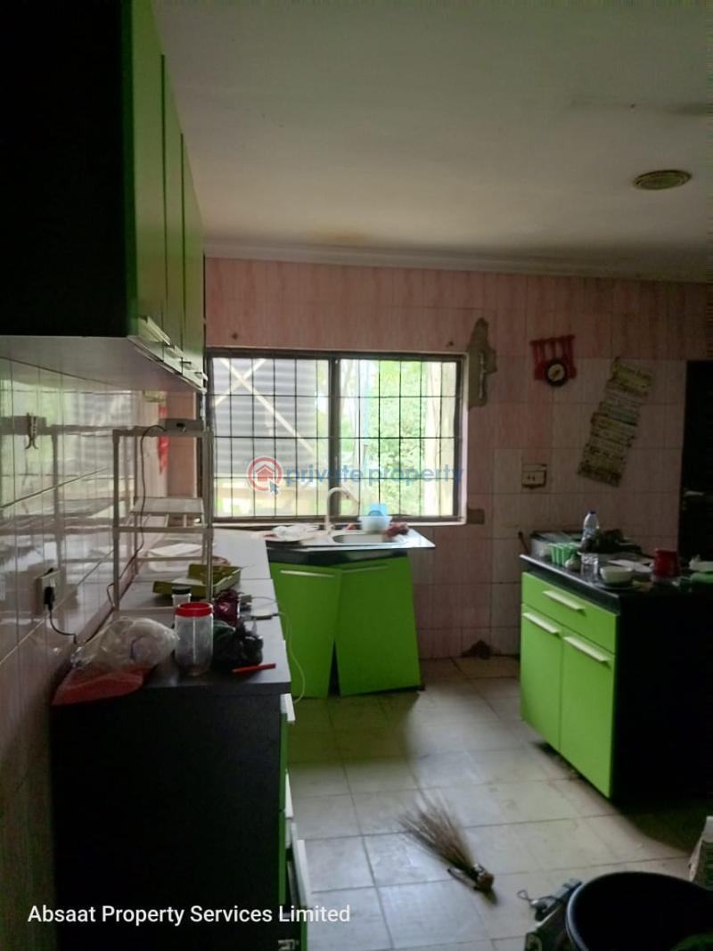 2 units of large sized 3bedroom flats with a room bq - 9 3 bedroom Block Of Flats For Rent Ladipo Bateye Ikeja GRA Lagos - 9