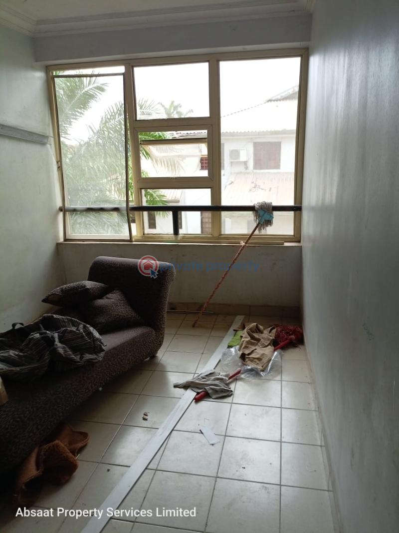 2 units of large sized 3bedroom flats with a room bq - 12 3 bedroom Block Of Flats For Rent Ladipo Bateye Ikeja GRA Lagos - 12