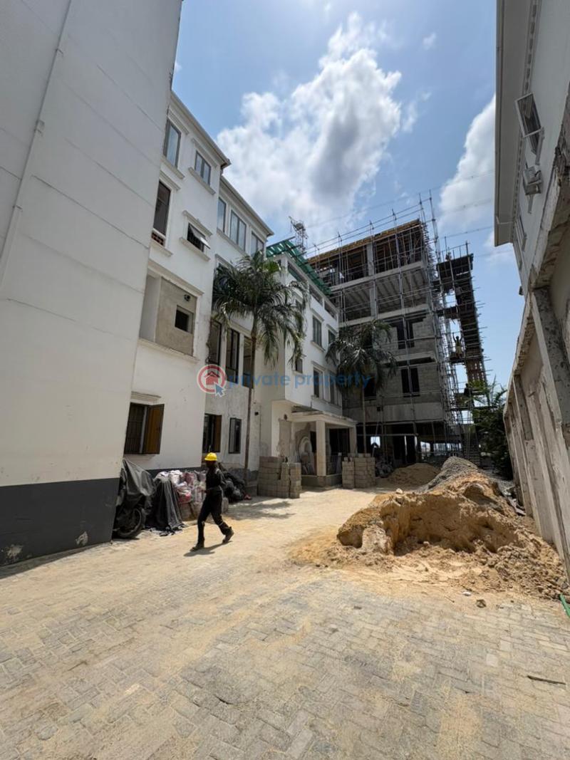 3 bedroom Block Of Flats For Sale Banana Island Ikoyi Lagos - 3