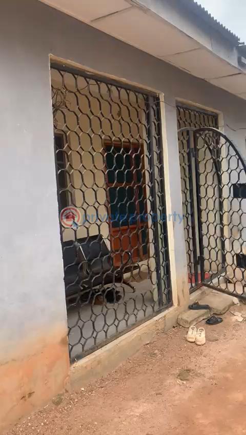 House For Sale Ahmadiyya Area Alimosho Lagos Alimosho Lagos - 5