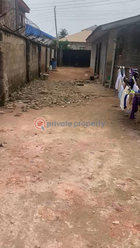 House For Sale Ahmadiyya Area Alimosho Lagos Alimosho Lagos - 16