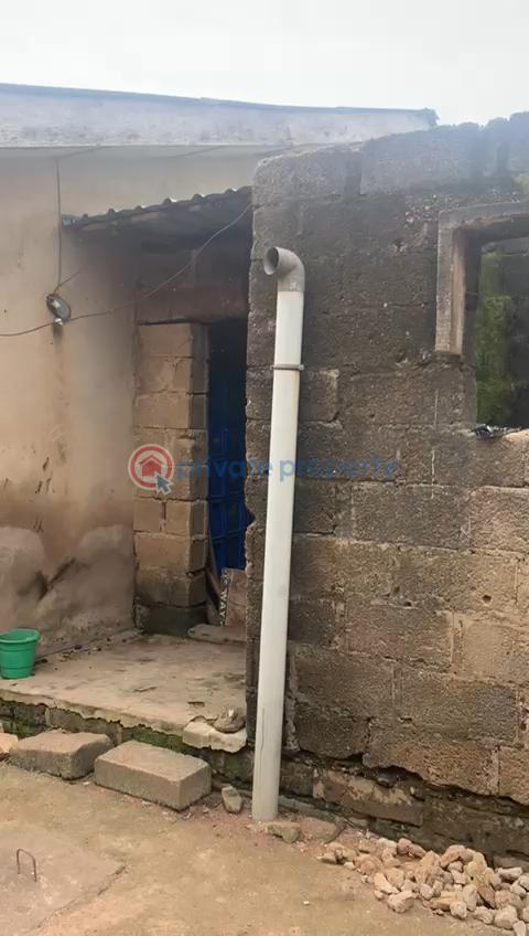 House For Sale Ahmadiyya Area Alimosho Lagos Alimosho Lagos - 9