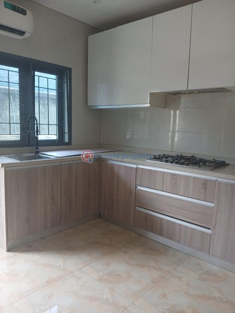 4 bedroom Terrace For Rent Admiralty Road, Lekki Phase 1. Lekki Lagos - 13
