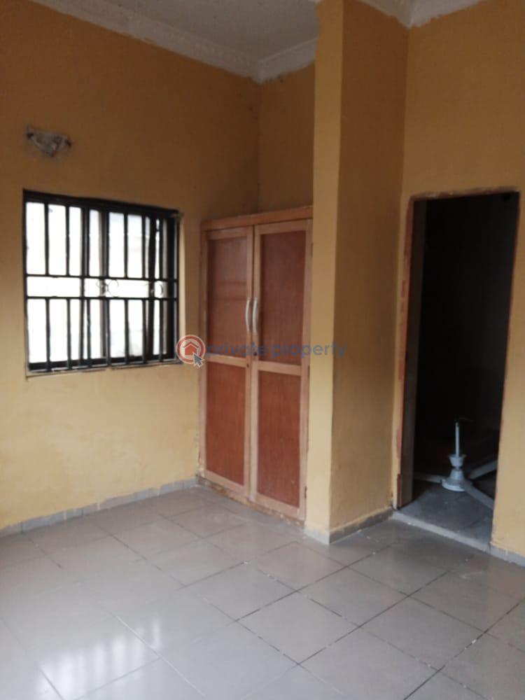 2 bedroom Block Of Flats For Rent Agboyi, Ketu Alapere Alapere Kosofe/Ikosi Lagos - 9