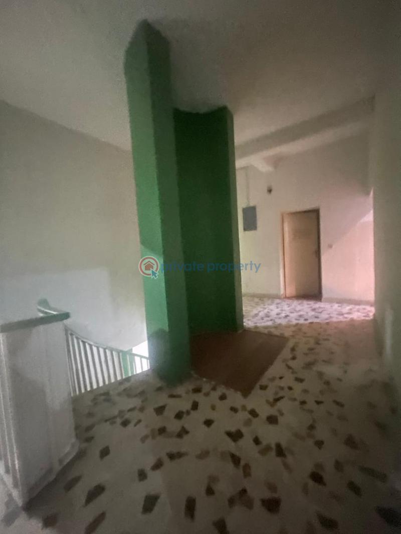 2 wings of 5 bedroom duplexes with  2-room bungalow (service quarters) each on 1000sqm - 6 10 bedroom Office For Rent Lekki Phase 1 Lagos - 6