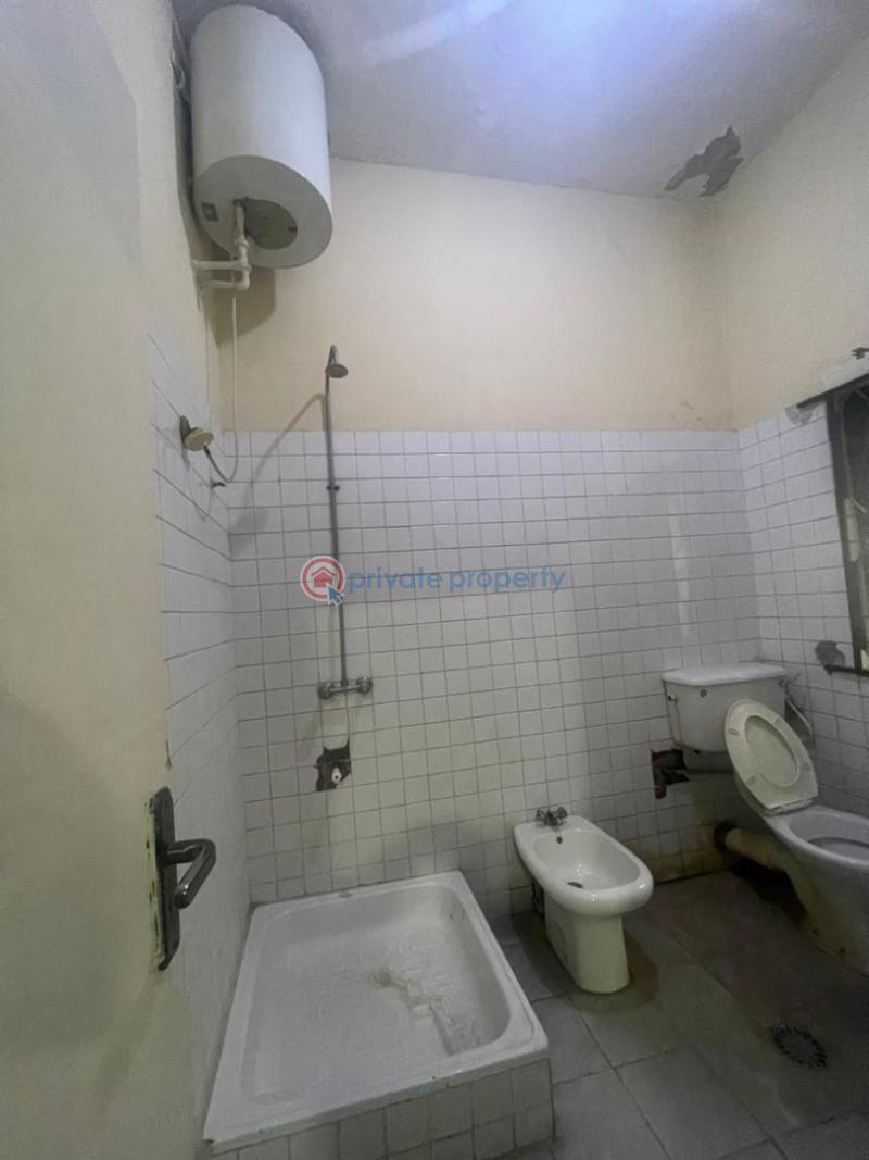 2 wings of 5 bedroom duplexes with  2-room bungalow (service quarters) each on 1000sqm - 12 10 bedroom Office For Rent Lekki Phase 1 Lagos - 12