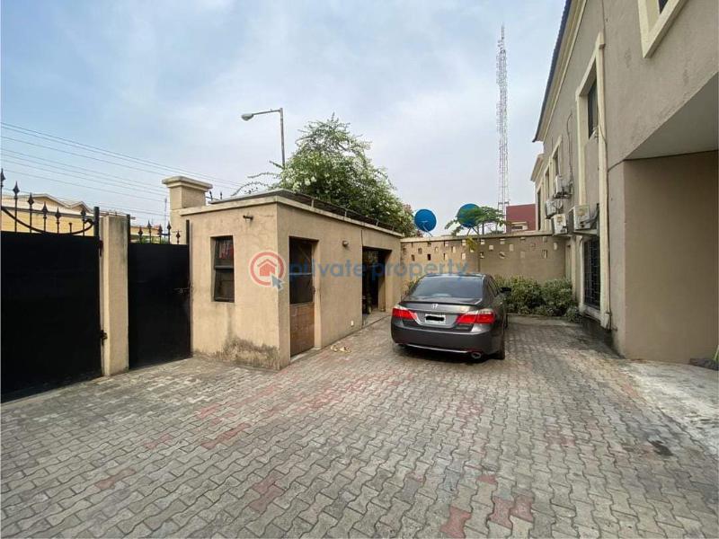 3 bedroom Block Of Flats For Sale Lekki Phase 1 Lagos - 4
