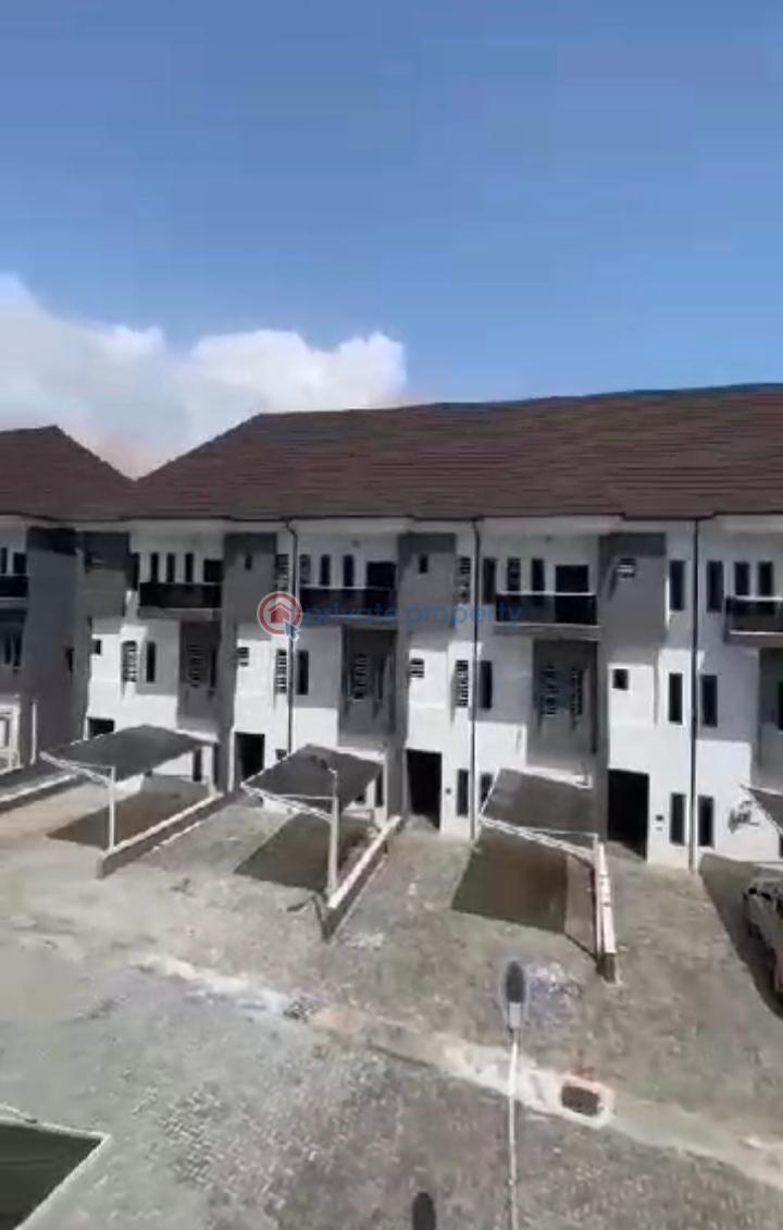 4 bedroom Terraced Duplex For Sale Mini Estate @ Chevron Drive Lekki Lagos - 1