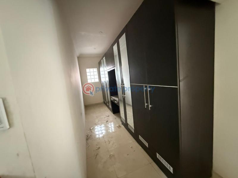 4 bedroom Terraced Duplex For Sale Guzape Abuja Phase 1  - 2