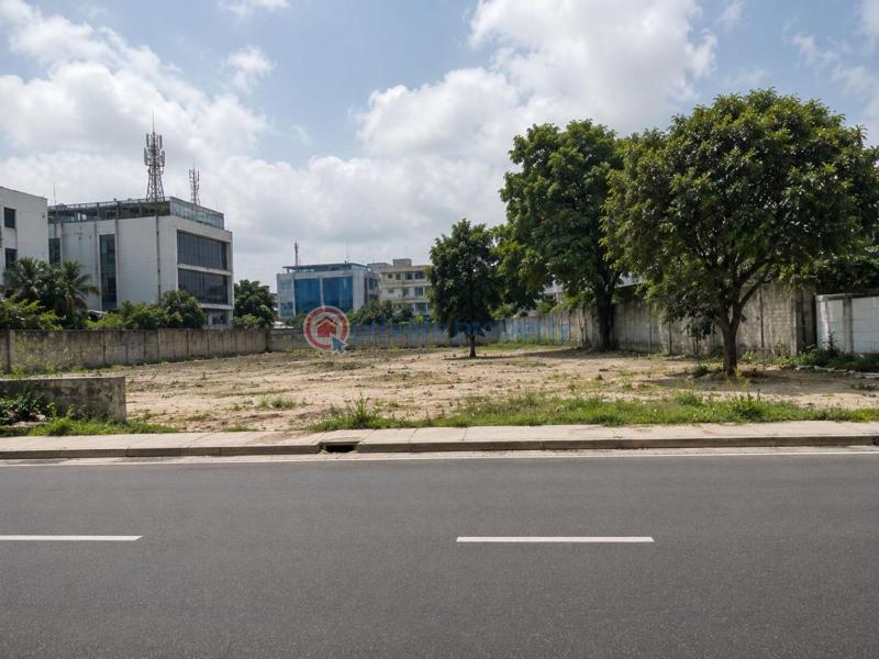 Land For Sale Lekki Phase 1 Lagos - 3