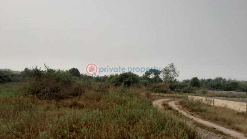 20,000sqm (2 hectares) of land for sale beside lakowe golf, lekki. going for 6 million per plot. - 4 Mixed use Land For Sale Just After Mayfair Garden Estate, Beside Lakowe Golf Ibeju-Lekki Lagos - 4