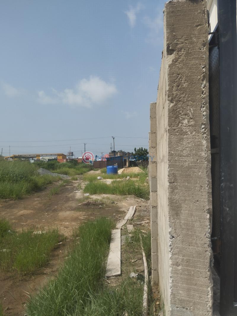 Commercial Land For Sale 1minute From Lbs School Sangotedo Ajah Lagos - 6