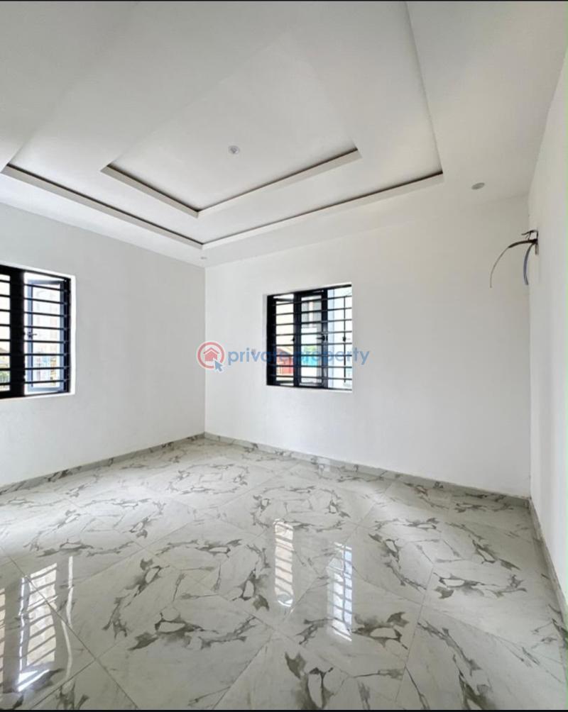 2 bedroom Block Of Flats For Sale Bode Thomas Surulere Lagos - 5
