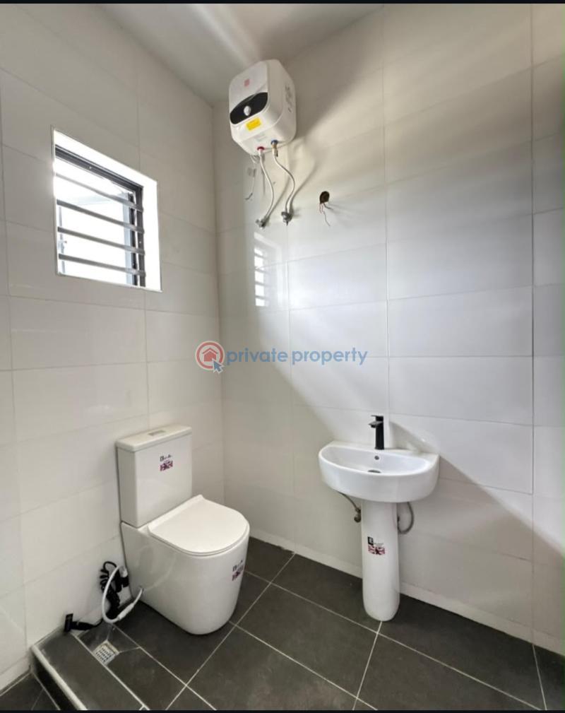2 bedroom Block Of Flats For Sale Bode Thomas Surulere Lagos - 11