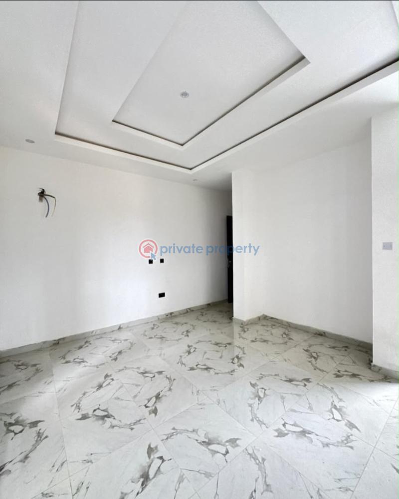 2 bedroom Block Of Flats For Sale Bode Thomas Surulere Lagos - 3