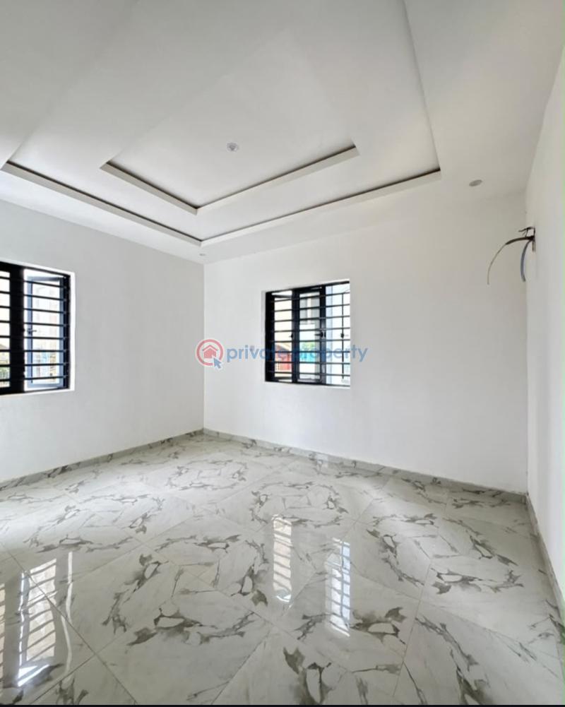 2 bedroom Block Of Flats For Sale Bode Thomas Surulere Lagos - 2