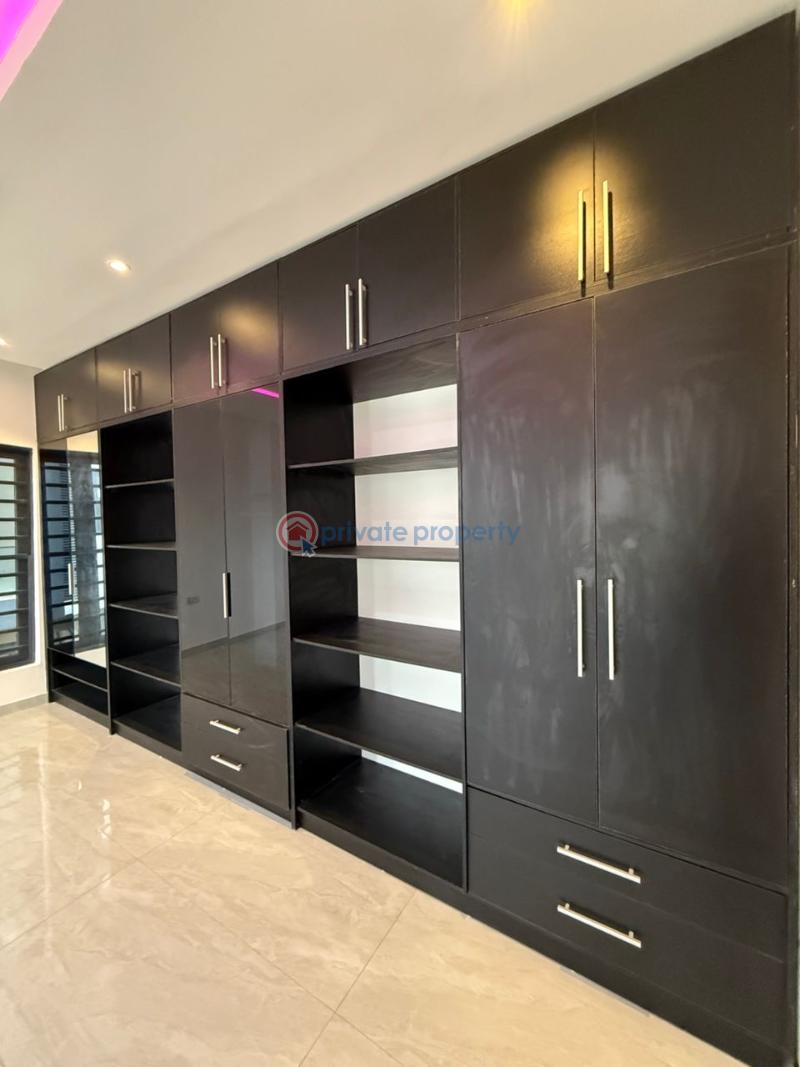 3 bedroom Block Of Flats For Sale Lekki Phase 1 Lagos - 5