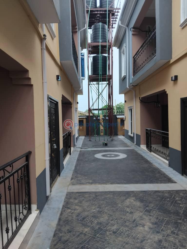 Block Of Flats For Rent Adegbayi Off Airport Road Ibadan Oyo - 2