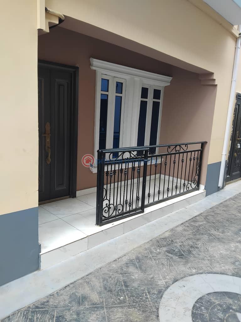 Block Of Flats For Rent Adegbayi Off Airport Road Ibadan Oyo - 0