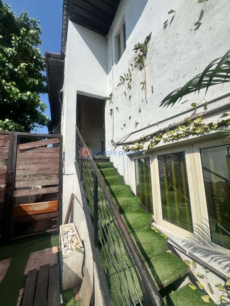 Commercial Property For Rent Lekki Phase 1 Lagos - 3