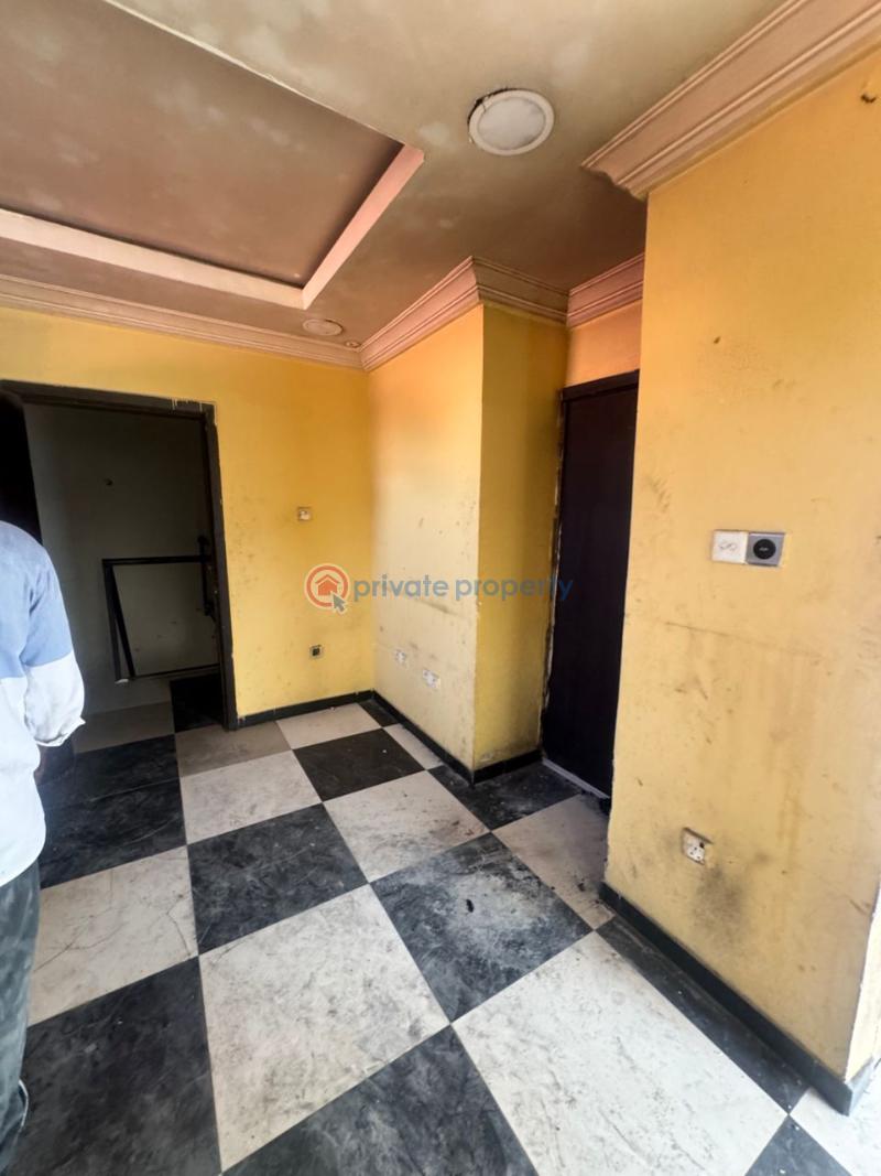 Commercial Property For Rent Lekki Phase 1 Lagos - 1