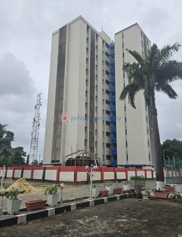 2 bedroom Block Of Flats For Sale Surulere Lagos
