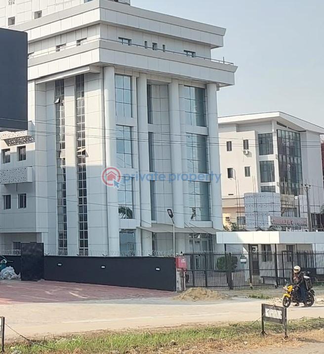 Office For Rent Second Toll Gate Along Lekki Expressway Lagos - 0