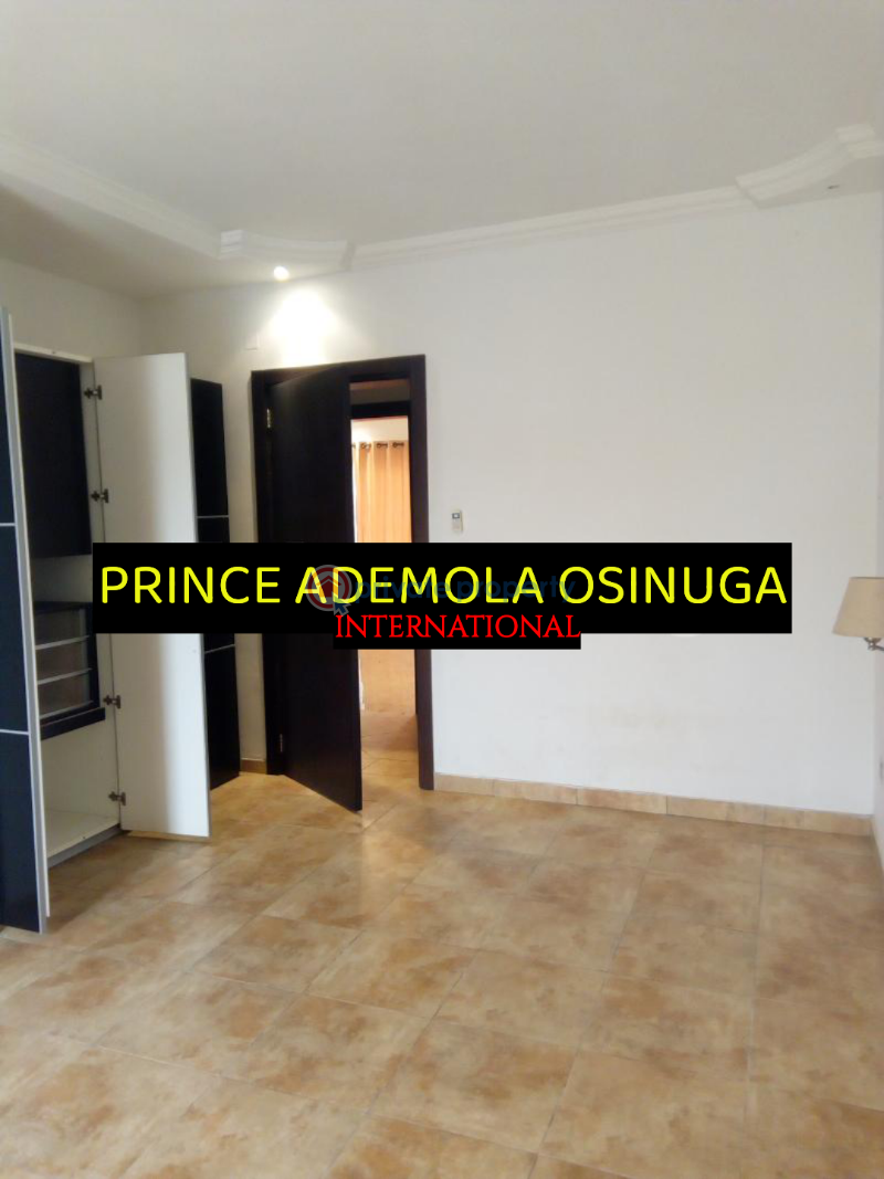 3 bedroom Flat & Apartment For Rent Old Ikoyi Lagos - 1