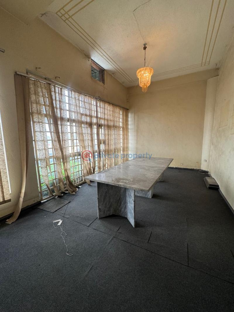 Commercial Property For Rent Victoria Island Lagos - 4